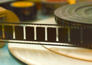 Understanding a french movie trailer